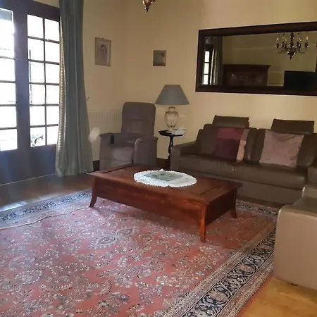 Avec Jardin Дом отдыха