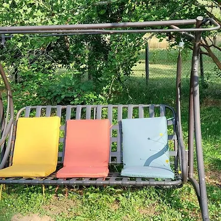 Maison De Campagne Avec Jardin مونْتوبا